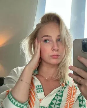 Nienke Helthuis OnlyFans Leaked Free Thumbnail Picture - #44S3axSA96