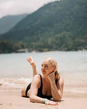 Nienke Helthuis OnlyFans Leaked Free Thumbnail Picture - #pSKMz0AWIW
