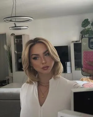 Nika Sofie OnlyFans Leaked Free Thumbnail Picture - #Y7OJlHAO11
