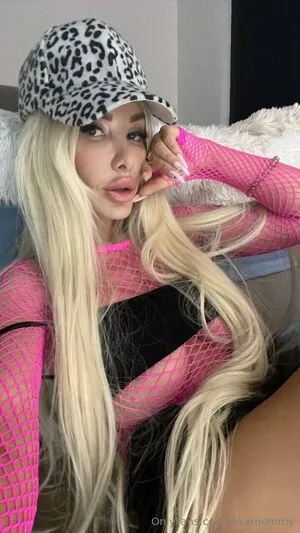Nikamommy OnlyFans Leaked Free Thumbnail Picture - #dL3TCUwnic