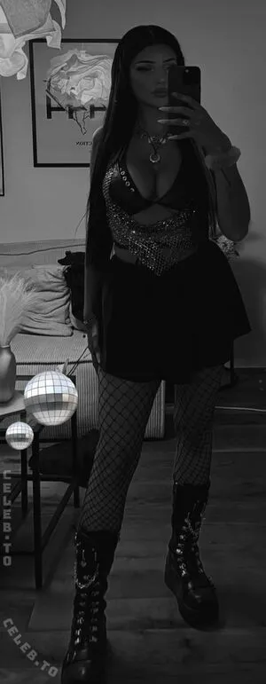 Nikelein OnlyFans Leaked Free Thumbnail Picture - #J8JHPbWw37