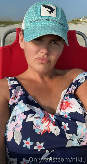 Niki J OnlyFans Leaked Free Thumbnail Picture - #LfaDxafDAD