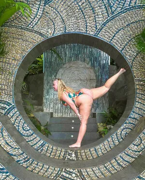 Niki Peacock OnlyFans Leaked Free Thumbnail Picture - #3F38ei012C