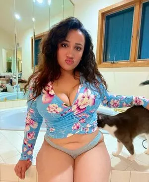 Nikki Geeks OnlyFans Leaked Free Thumbnail Picture - #N2b8R3Vzf1