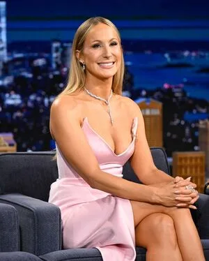 Nikki Glaser OnlyFans Leaked Free Thumbnail Picture - #ZR7UnZsP7c