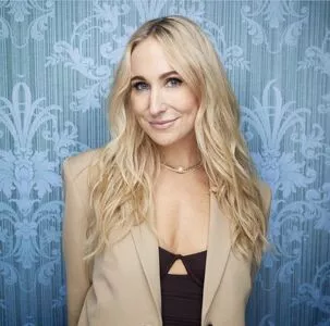 Nikki Glaser OnlyFans Leaked Free Thumbnail Picture - #ecCfwJ8Qm0