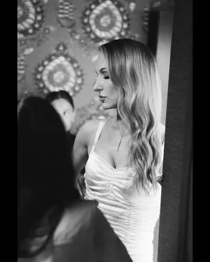 Nikki Glaser OnlyFans Leaked Free Thumbnail Picture - #plYDElD0Fb