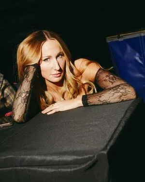 Nikki Glaser OnlyFans Leaked Free Thumbnail Picture - #ysrvA9i1LH