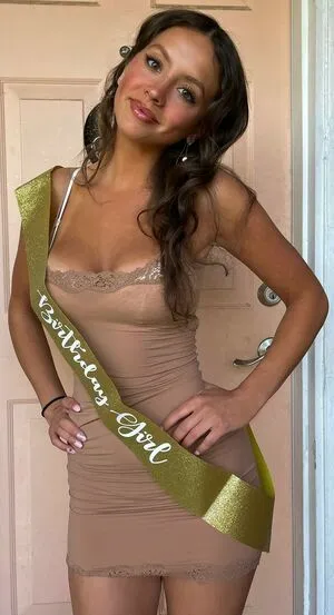 Nikki Grigoriou Nikki Grigoriou OnlyFans Leaked Free Thumbnail Picture - #Ab1QJX14gx
