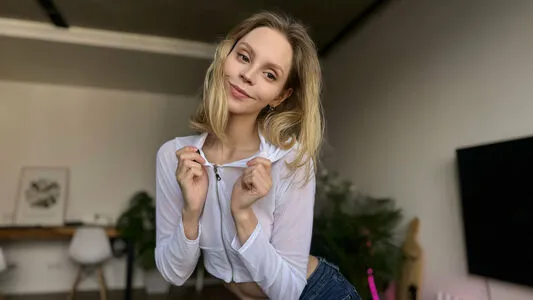 Nikki Mills Life OnlyFans Leaked Free Thumbnail Picture - #8lMV1quTZ1