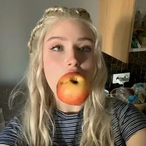 Nikkibeiar OnlyFans Leaked Free Thumbnail Picture - #pObymlCD9u