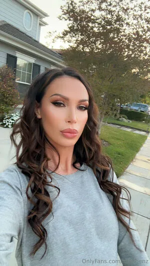 Nikkibenz OnlyFans Leaked Free Thumbnail Picture - #R7UhU2GHhk