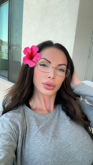 Nikkibenz OnlyFans Leaked Free Thumbnail Picture - #a541GB7NAI