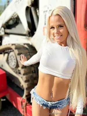 Nikkibifree OnlyFans Leaked Free Thumbnail Picture - #MybHfCraWM