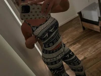 Nikkidalessandro22 OnlyFans Leaked Free Thumbnail Picture - #o0MWerNdad