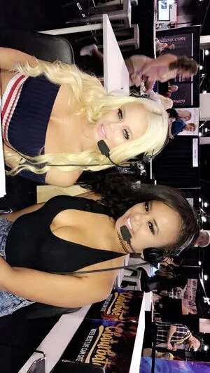 Nikkidelano OnlyFans Leaked Free Thumbnail Picture - #HGI50yfIgt