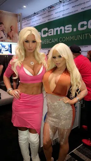Nikkidelano OnlyFans Leaked Free Thumbnail Picture - #hvpK0rTeWS