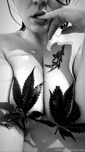 Nikkihippy OnlyFans Leaked Free Thumbnail Picture - #7N52BMuIVX