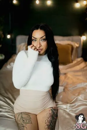 Nikkiihennaa OnlyFans Leaked Free Thumbnail Picture - #LewlASMRJG