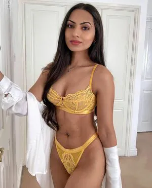 Nikkirai OnlyFans Leaked Free Thumbnail Picture - #DHKSsZIkcQ