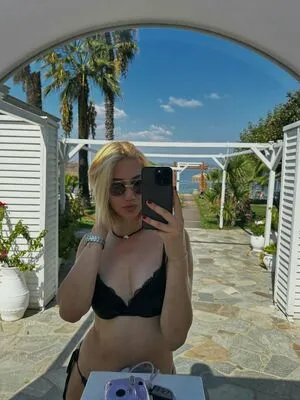 Nikol Logss OnlyFans Leaked Free Thumbnail Picture - #UGEl0YuECs