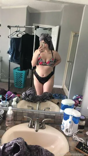 Nikoletlarie OnlyFans Leaked Free Thumbnail Picture - #OniGBNLttP