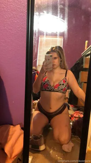 Nikoletlarie OnlyFans Leaked Free Thumbnail Picture - #hbawuDLSsK