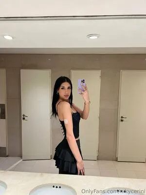 Nikycerini OnlyFans Leaked Free Thumbnail Picture - #8UXZuKUfjD
