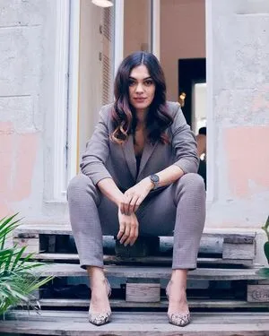 Nilam Farooq OnlyFans Leaked Free Thumbnail Picture - #stRBaVkr81