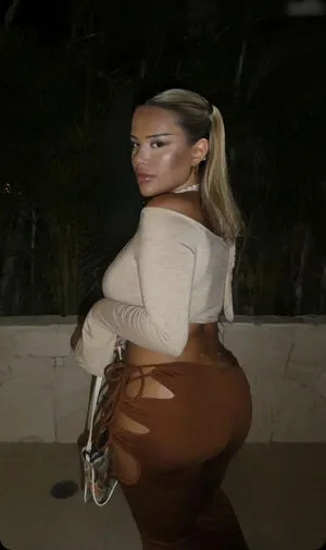 Nilufarsra OnlyFans Leaked Free Thumbnail Picture - #HttB2vdWE1