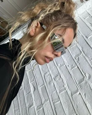 Nilufer Yanya OnlyFans Leaked Free Thumbnail Picture - #FmBdN3eFYE