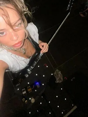 Nilufer Yanya OnlyFans Leaked Free Thumbnail Picture - #gpaH0dOmHA