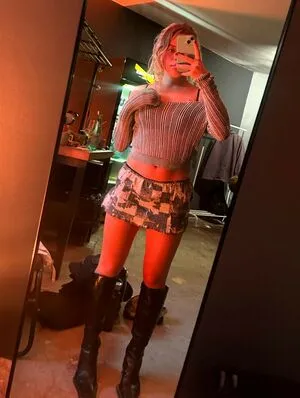 Nilufer Yanya OnlyFans Leaked Free Thumbnail Picture - #lQGlo1idbQ