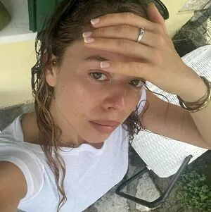 Nilufer Yanya OnlyFans Leaked Free Thumbnail Picture - #uhauLdRR8K
