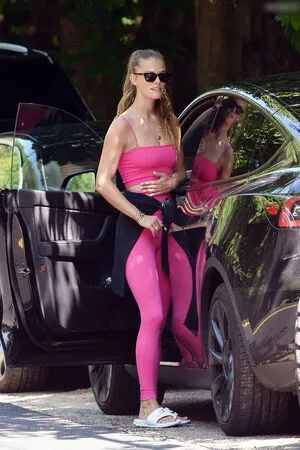 Nina Agdal OnlyFans Leaked Free Thumbnail Picture - #5LmqRoVFQ5