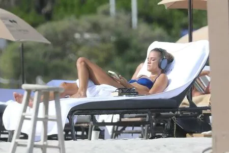 Nina Agdal OnlyFans Leaked Free Thumbnail Picture - #HLNcVXtnrh