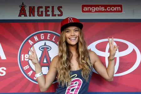 Nina Agdal OnlyFans Leaked Free Thumbnail Picture - #PYyzOC6Cgw