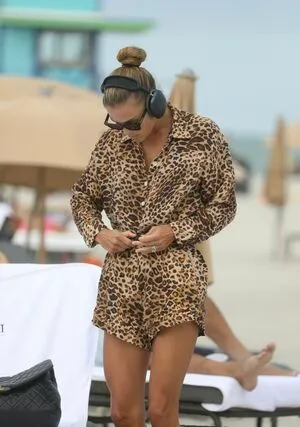 Nina Agdal OnlyFans Leaked Free Thumbnail Picture - #7hA4v9K8xD