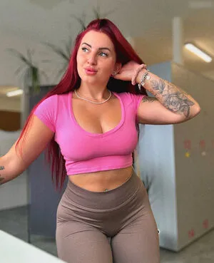 Nina Buettner Fit OnlyFans Leaked Free Thumbnail Picture - #LiNYma46bI