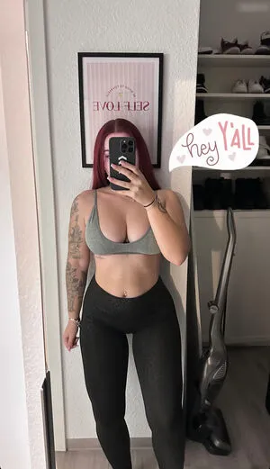 Nina Buettner Fit OnlyFans Leaked Free Thumbnail Picture - #MsPQV1HKor