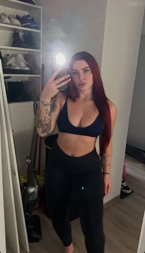 Nina Buettner Fit OnlyFans Leaked Free Thumbnail Picture - #NpyX8B0Rx6