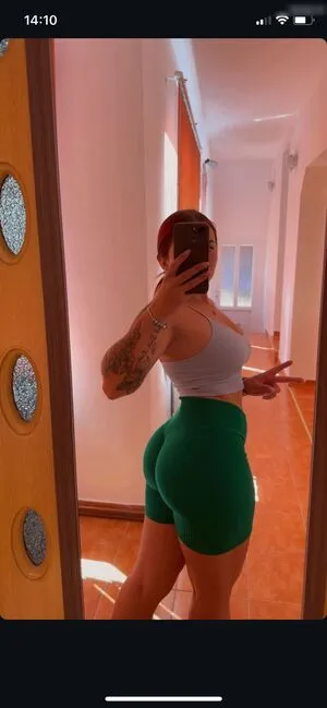 Nina Buettner Fit OnlyFans Leaked Free Thumbnail Picture - #P1o6u5C1y5