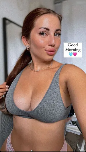 Nina Buettner Fit OnlyFans Leaked Free Thumbnail Picture - #ThucWjX45B