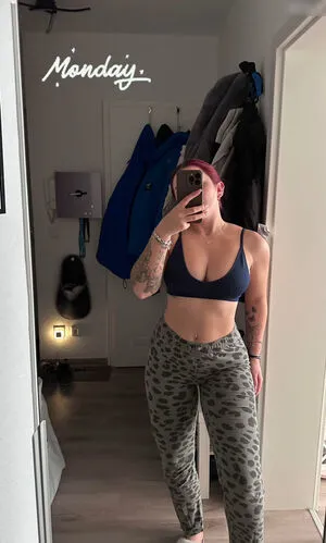 Nina Buettner Fit OnlyFans Leaked Free Thumbnail Picture - #V0iRKxglkv