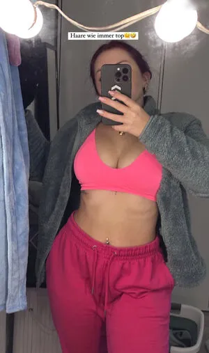 Nina Buettner Fit OnlyFans Leaked Free Thumbnail Picture - #zmtVv7Wx2h