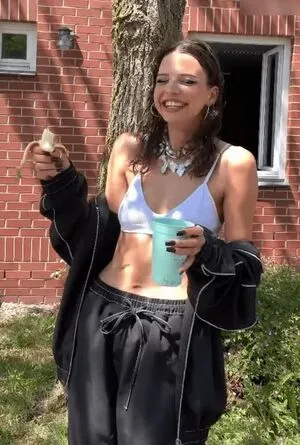 Nina Chuba OnlyFans Leaked Free Thumbnail Picture - #Kc5lGras3x