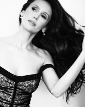 Nina Dobrev OnlyFans Leaked Free Thumbnail Picture - #Ae1lJSUSdr