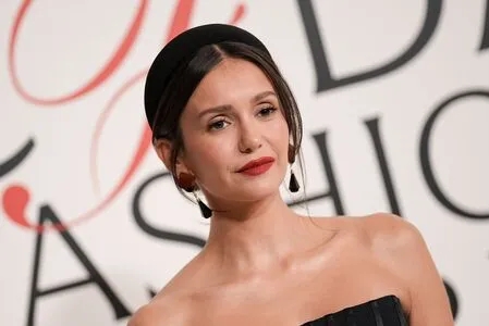 Nina Dobrev OnlyFans Leaked Free Thumbnail Picture - #DeTooL2CCu