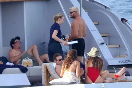 Nina Dobrev OnlyFans Leaked Free Thumbnail Picture - #EE30xCvpQZ