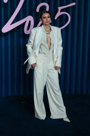 Nina Dobrev OnlyFans Leaked Free Thumbnail Picture - #H38C0v7Ae0